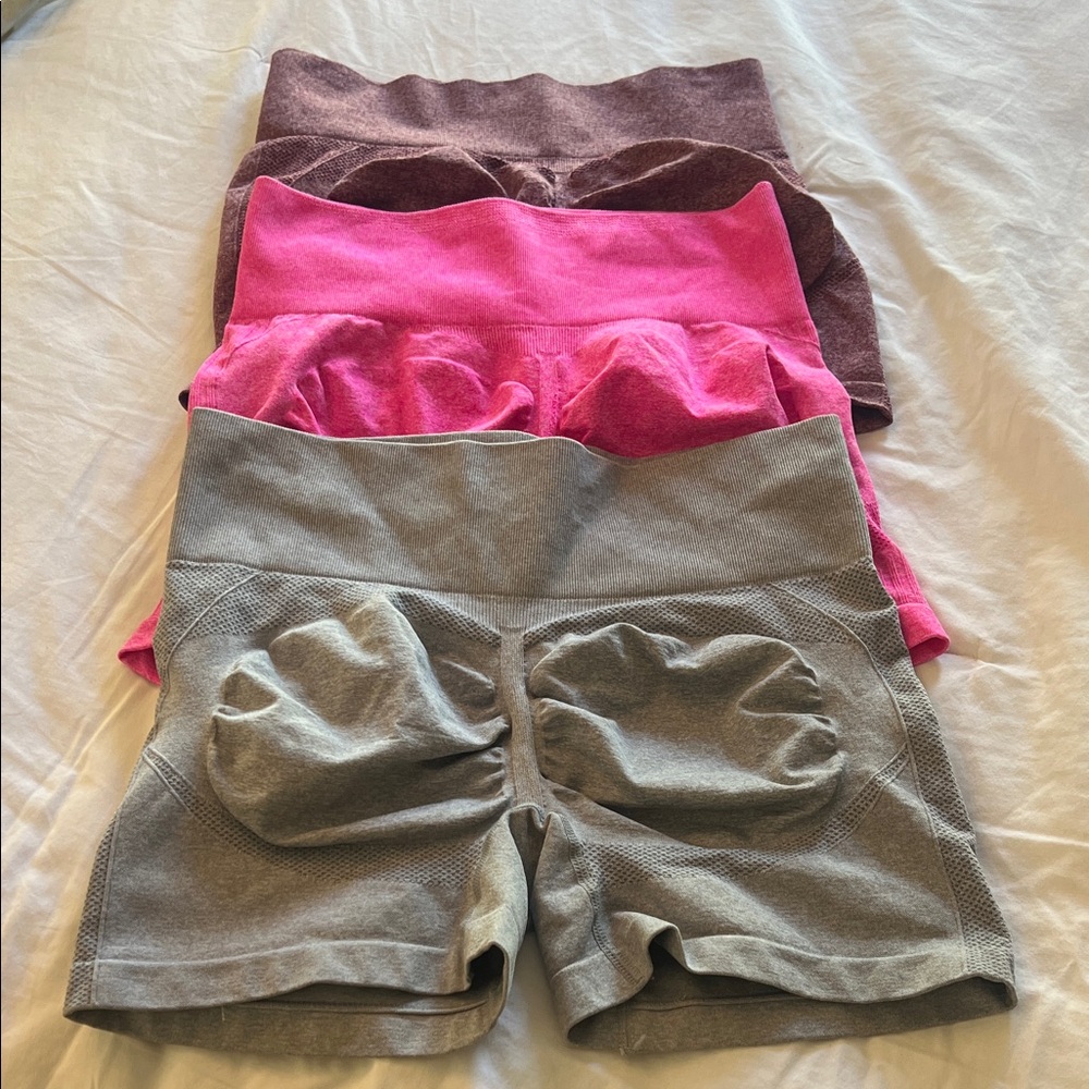 Seamless High-Waist Bike Shorts - Pink, Maroon, Gray - Never worn